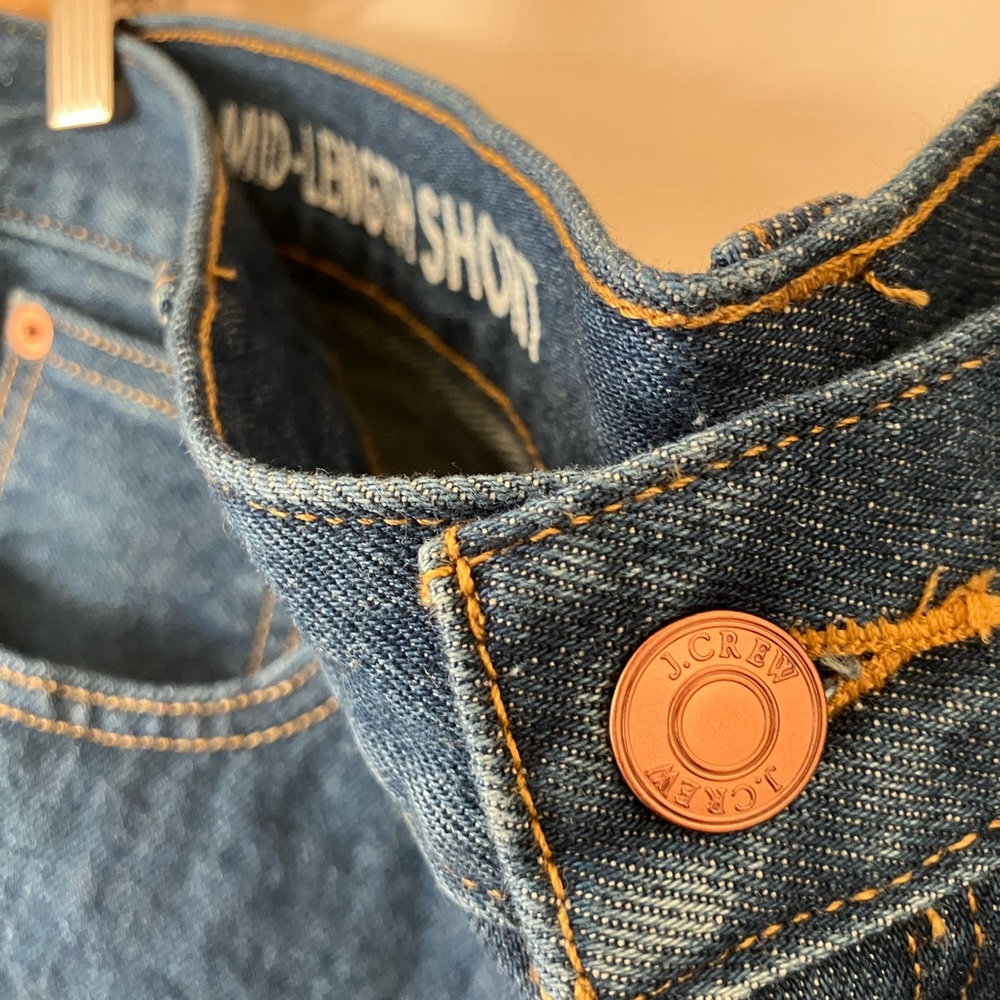 👖🇺🇸 ❤️ J.CREW Cutoff Jean Shorts NWT Midlength Denim Short in Rocky Trail Wash - Picture 6 of 8